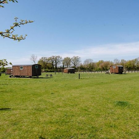 Honeysuckle Farm Holidays By Stay In Suffolk, Monk Soham Удбридж Екстериор снимка