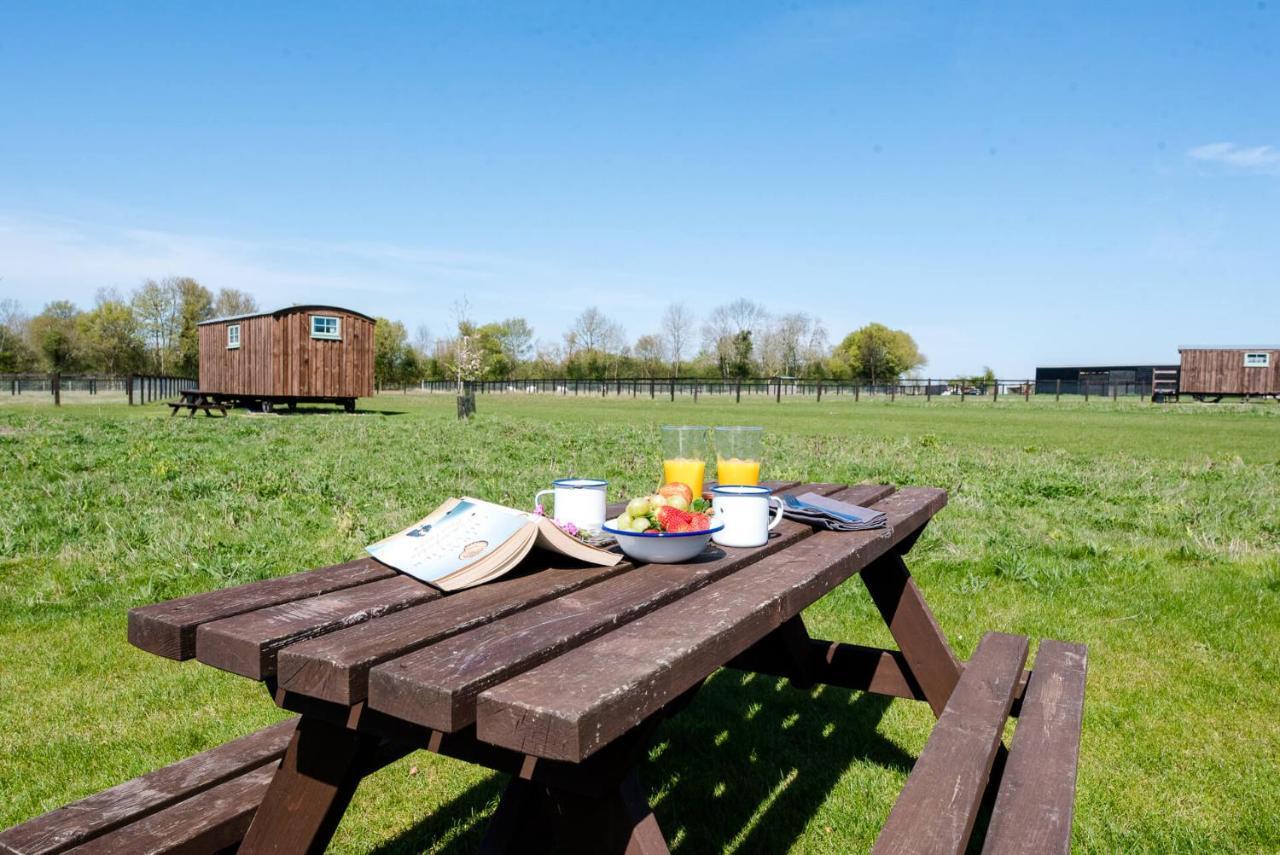 Honeysuckle Farm Holidays By Stay In Suffolk, Monk Soham Удбридж Екстериор снимка