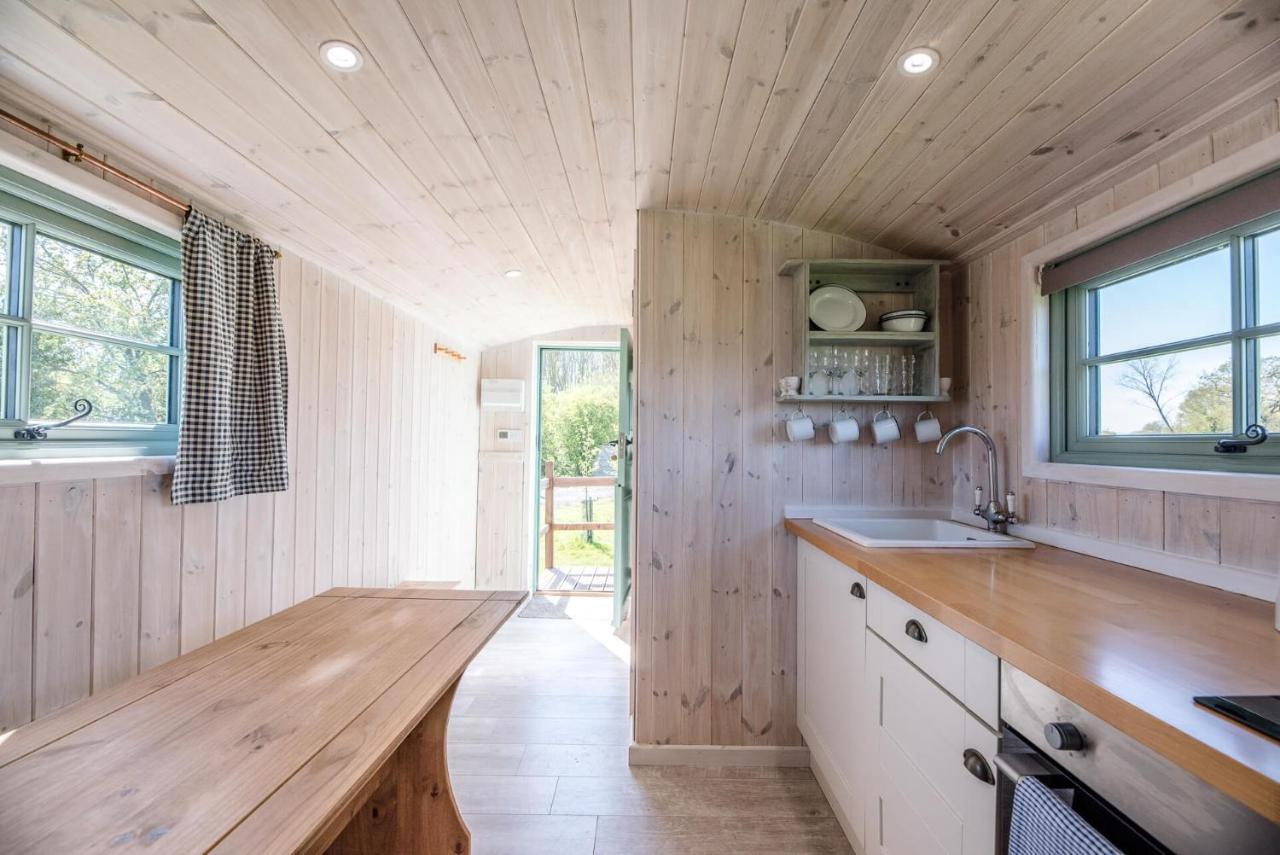 Honeysuckle Farm Holidays By Stay In Suffolk, Monk Soham Удбридж Екстериор снимка